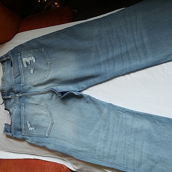 KANCAN Jeans - Picture 4 of 4